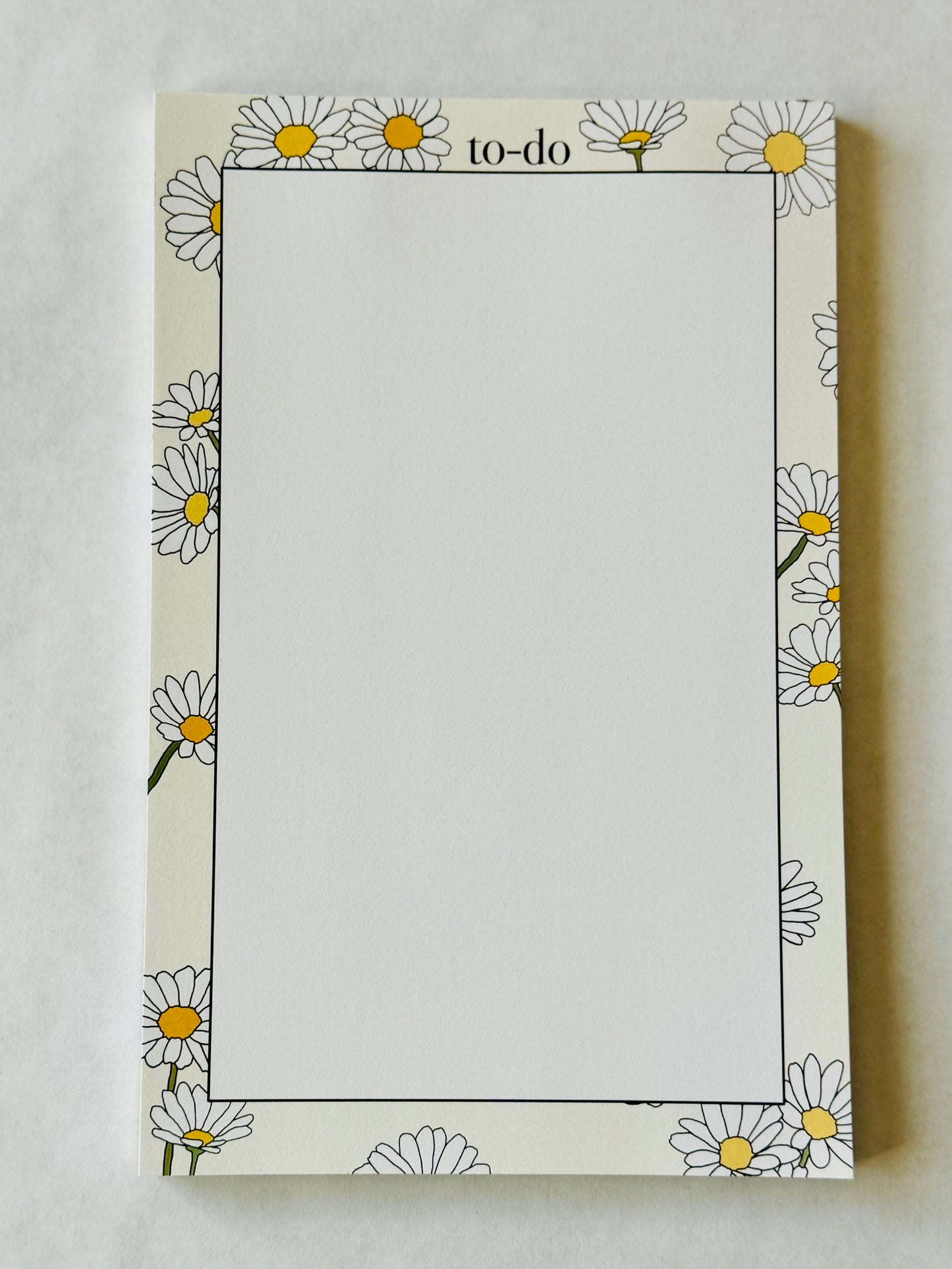 notepad - daisy to-do List in color