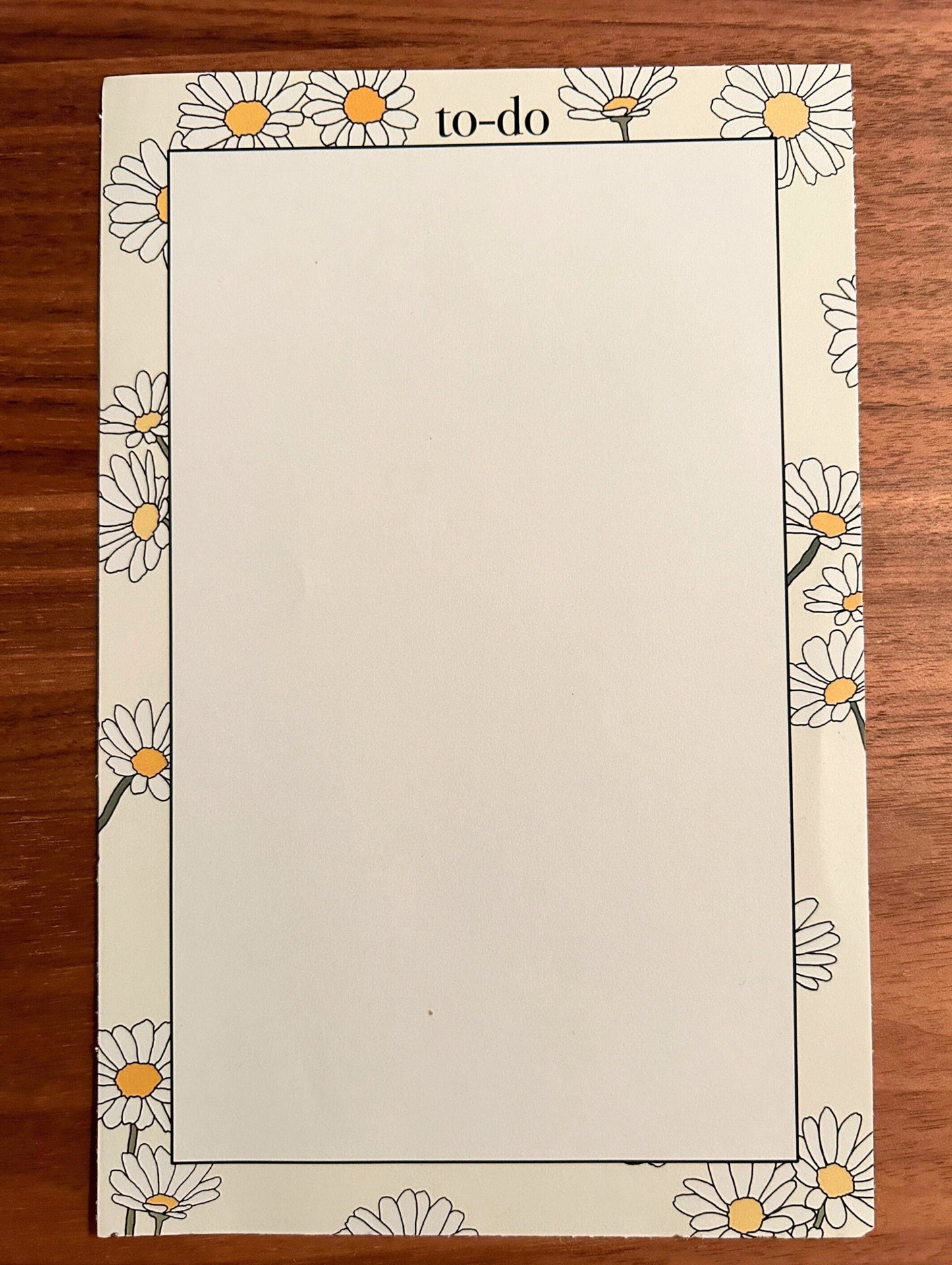 notepad - daisy to-do List in color